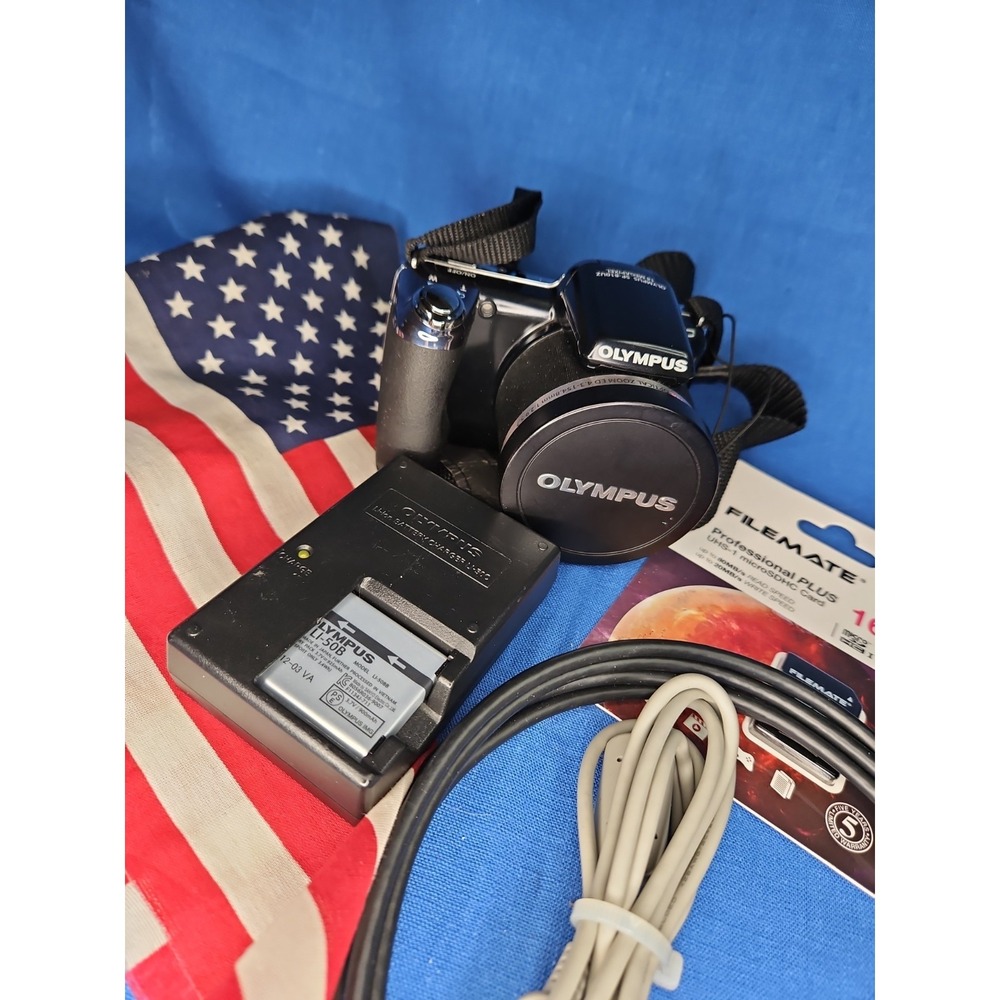 Olympus SP-810UZ 14.0MP Digital Camera w/16GB SD Card Charger & Battery WORKS